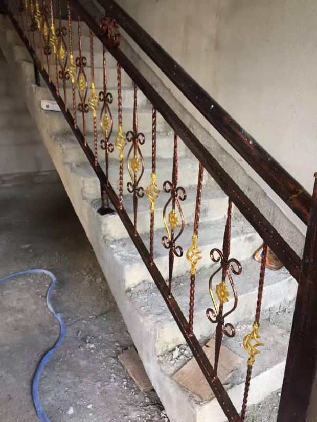 铁艺楼梯 